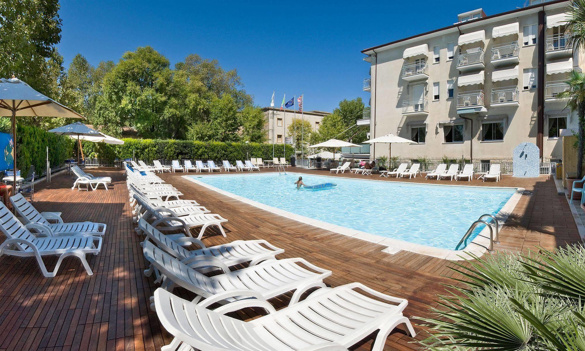 Hotel St. Moritz Bellaria-Igea Marina Extérieur photo