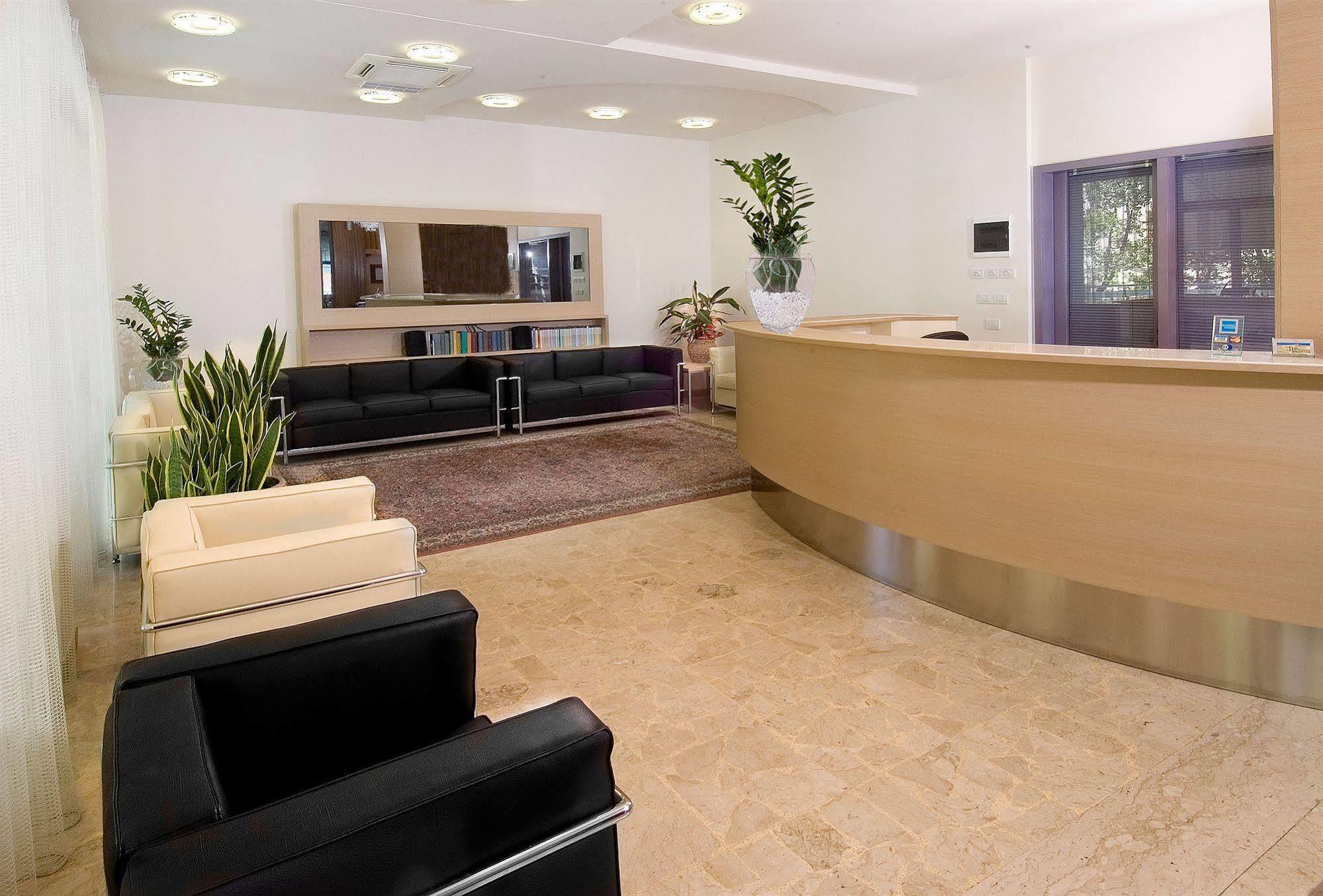 Hotel St. Moritz Bellaria-Igea Marina Extérieur photo
